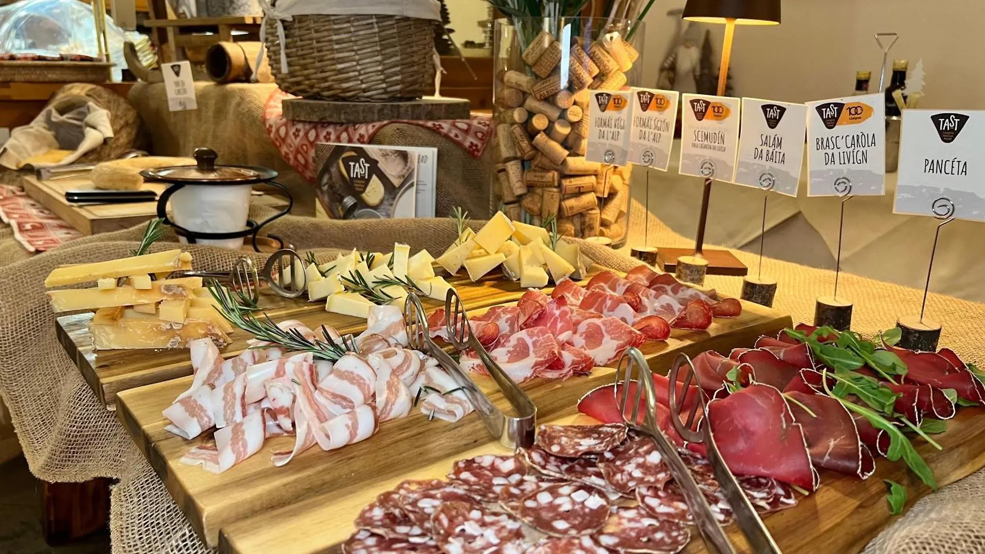 Hotel Primula Livigno 3*,  Italy