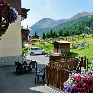 Epi Cusini Vicinissimo Alle Piste Da Sci Ed Al Campo Da Golf Appartamento