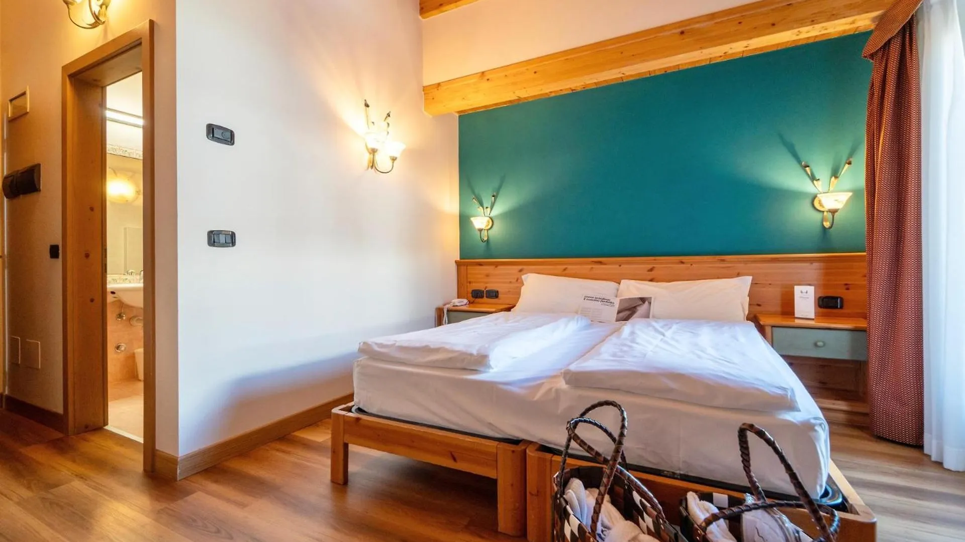 Hotel Primula Livigno 3*,  Italy